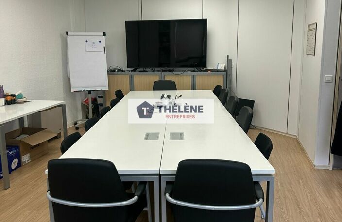 BUREAUX à LOUER — photo 4