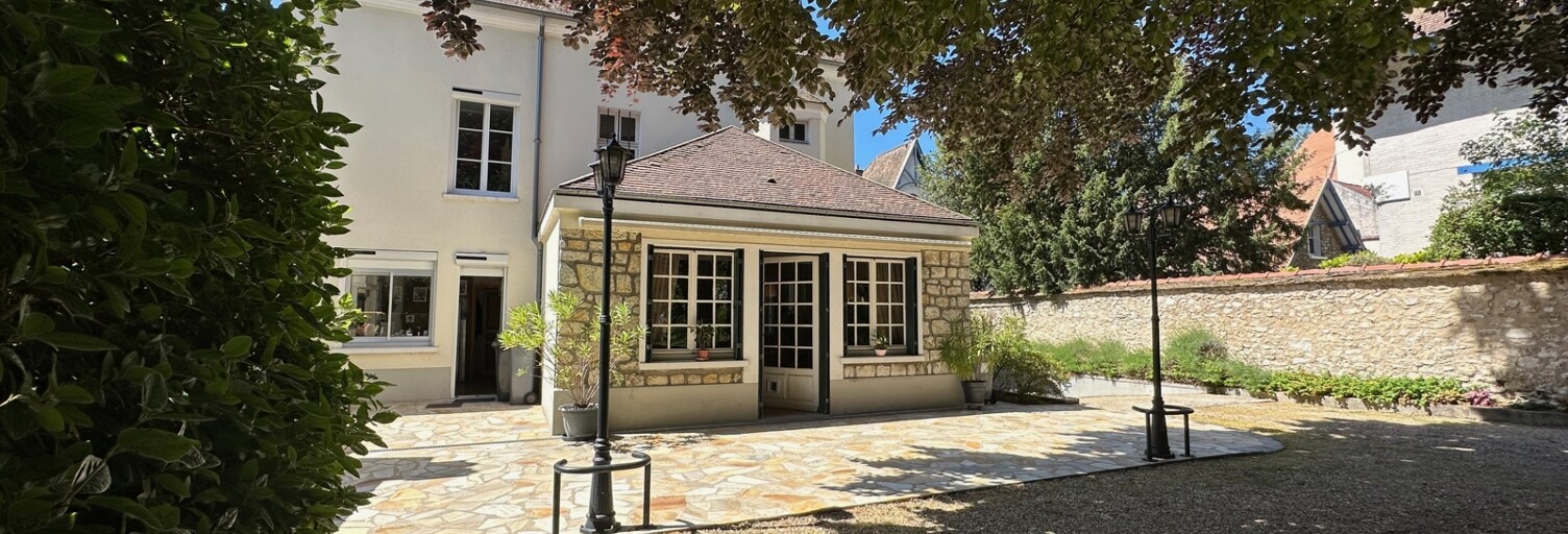 Maison 10 Pièces 209 m² à vendre à Melun (77000)