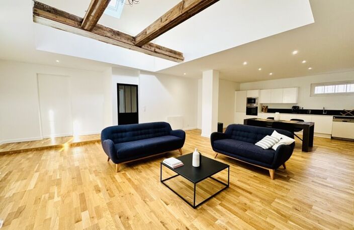 Maison de ville de 8 pièces principales — photo 2