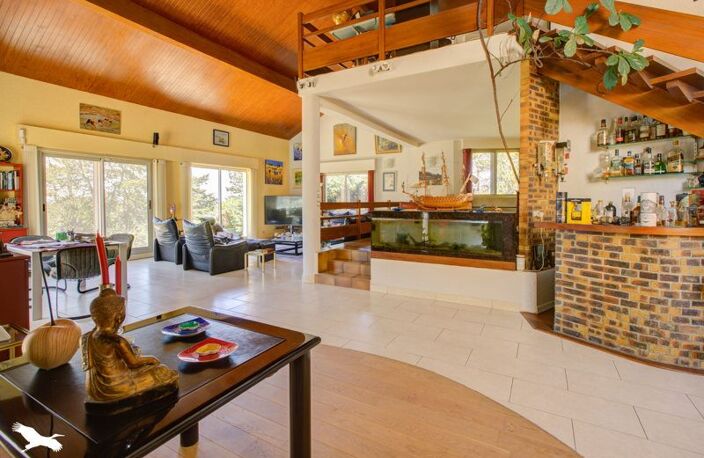 Contemporaine de 7 pièces principales — photo 3