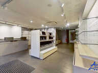 BEL IMMEUBLE COMMERCIAL — photo 3