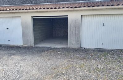 vente garage 19 000 € à proximité de Angoulême (16000)