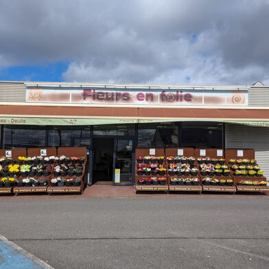 Commerce  129600 €