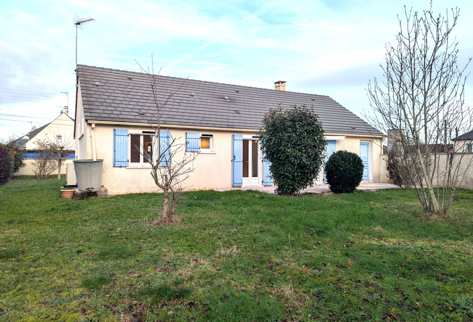 Maison de plain-pied 4 chambres à Pannes Gué-Perreux — photo 1