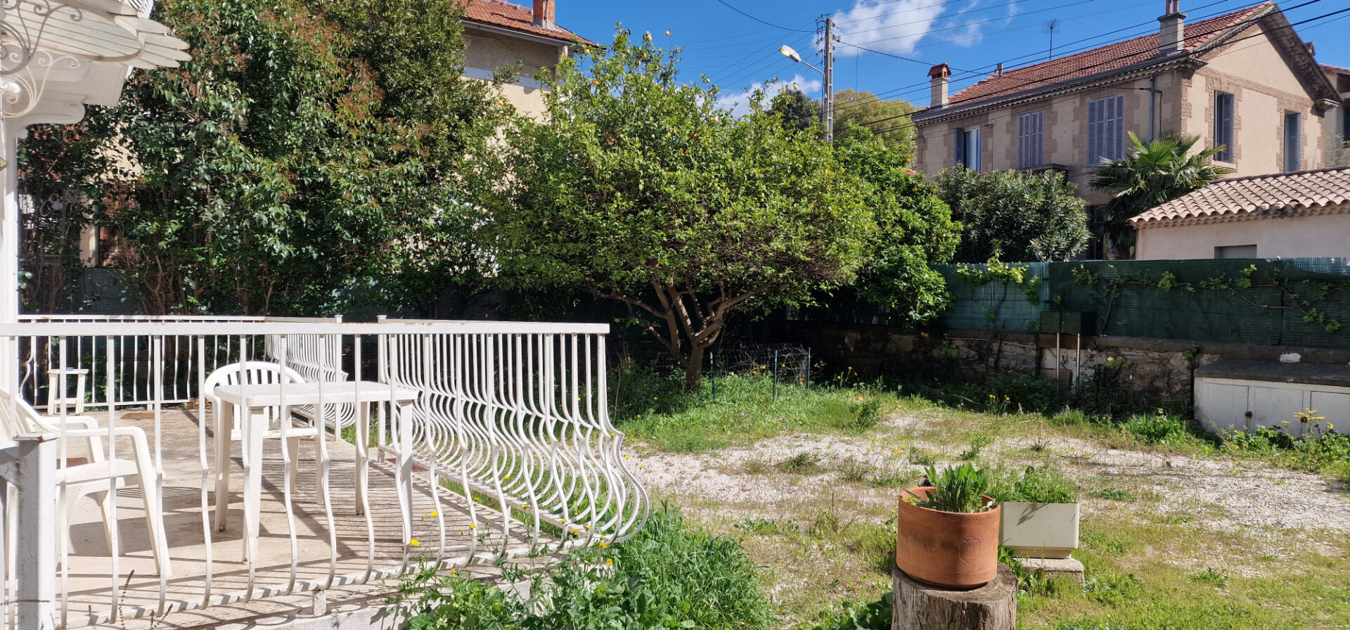 Villa / Maison 8 pièces  à vendre Toulon 83100