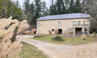 Maison 12 Pièces 425 m² à vendre à Sousceyrac-en-Quercy (46190)