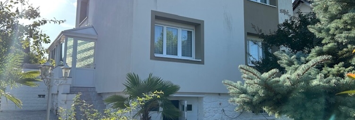 Maison 5 Pièces 121 m² à vendre à Villecresnes (94440)