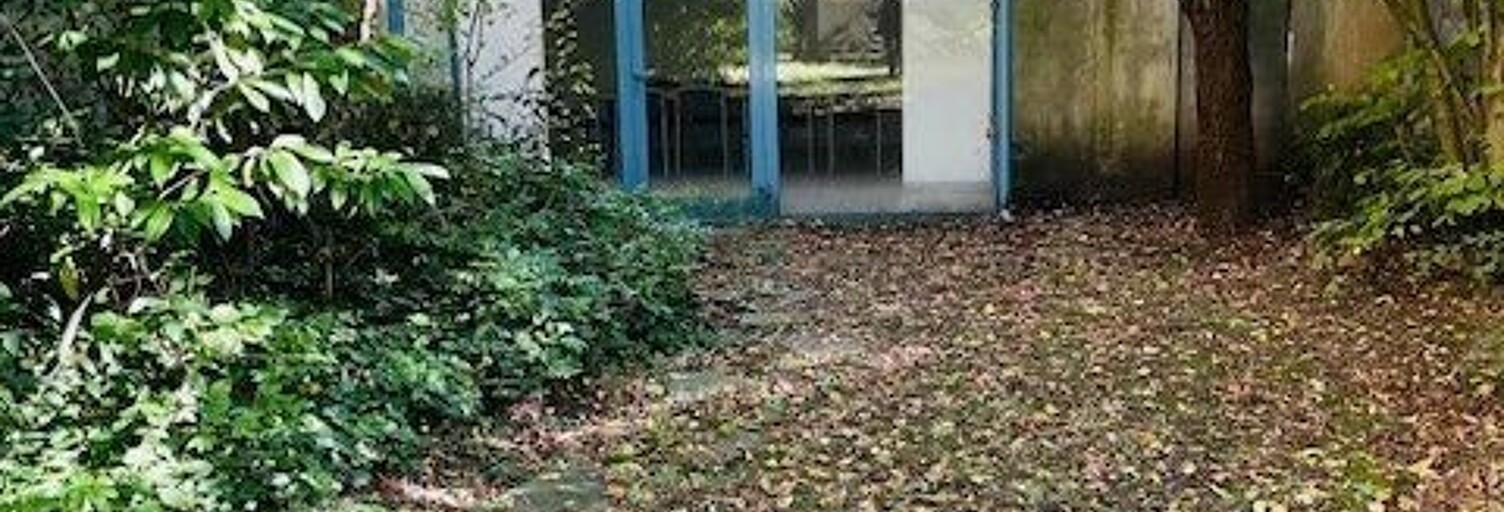 Bureau  160 m² à louer à Montreuil (93100)