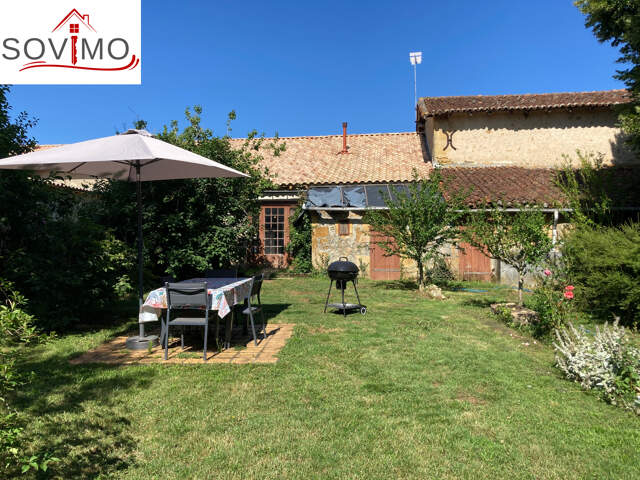 BEAU POTENTIEL A EXPLOITER : MAISON AVEC GRANGE ET JARDIN, T — photo du bien