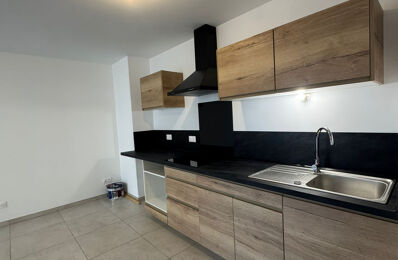 location appartement 840 € CC /mois à proximité de Fourques (30300)