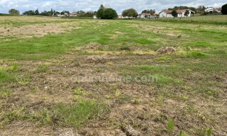 Terrain  639 m² à vendre à Bidache (64520)