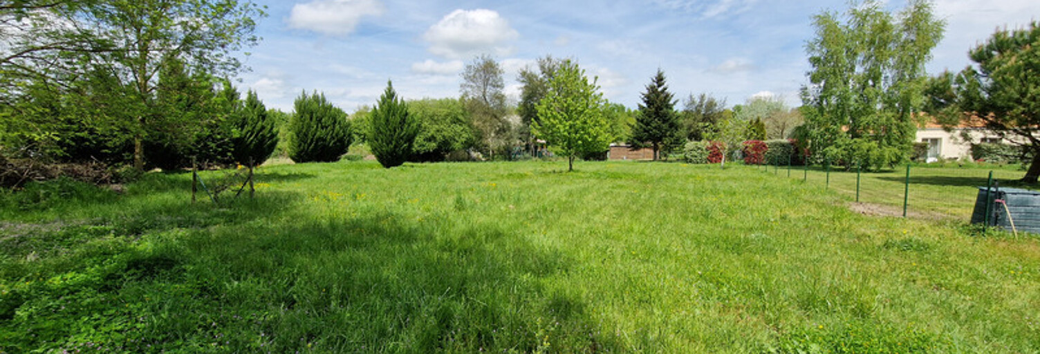 Terrain  2245 m² à vendre à Tonnay-Charente (17430)
