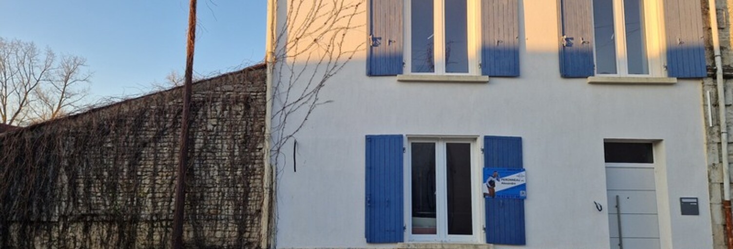 Maison 4 Pièces 136 m² à vendre à Courçon (17170)