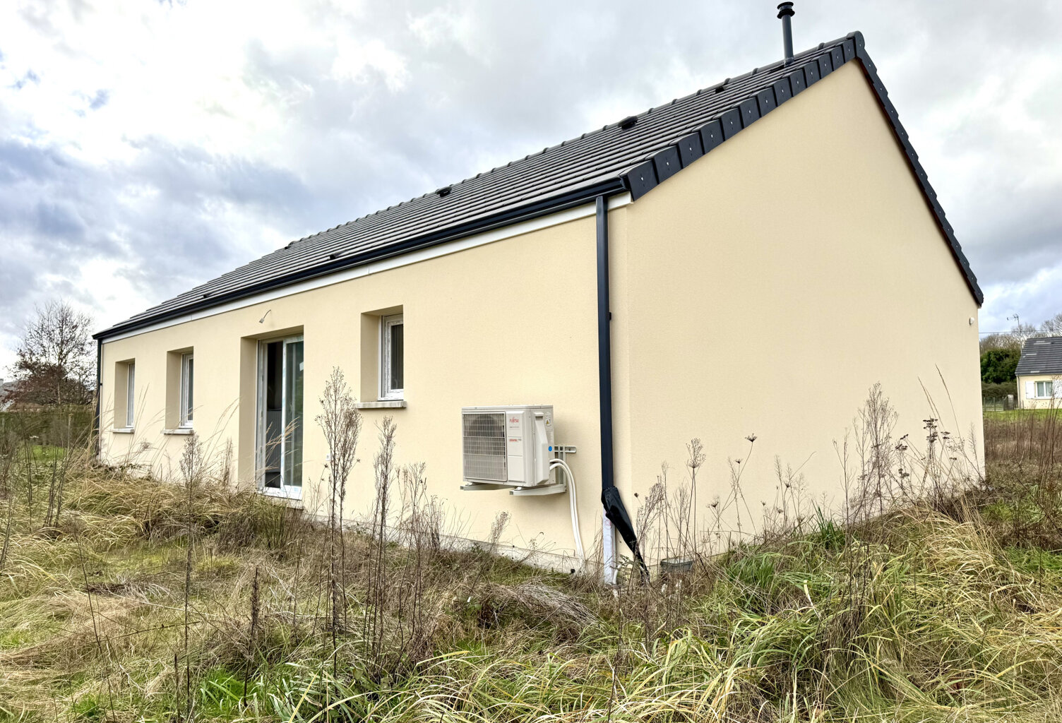 MAISON NEUVE, 3 CHAMBRES, GARAGE, PMR, LORRIS, 1000M2 DE TER — photo 1