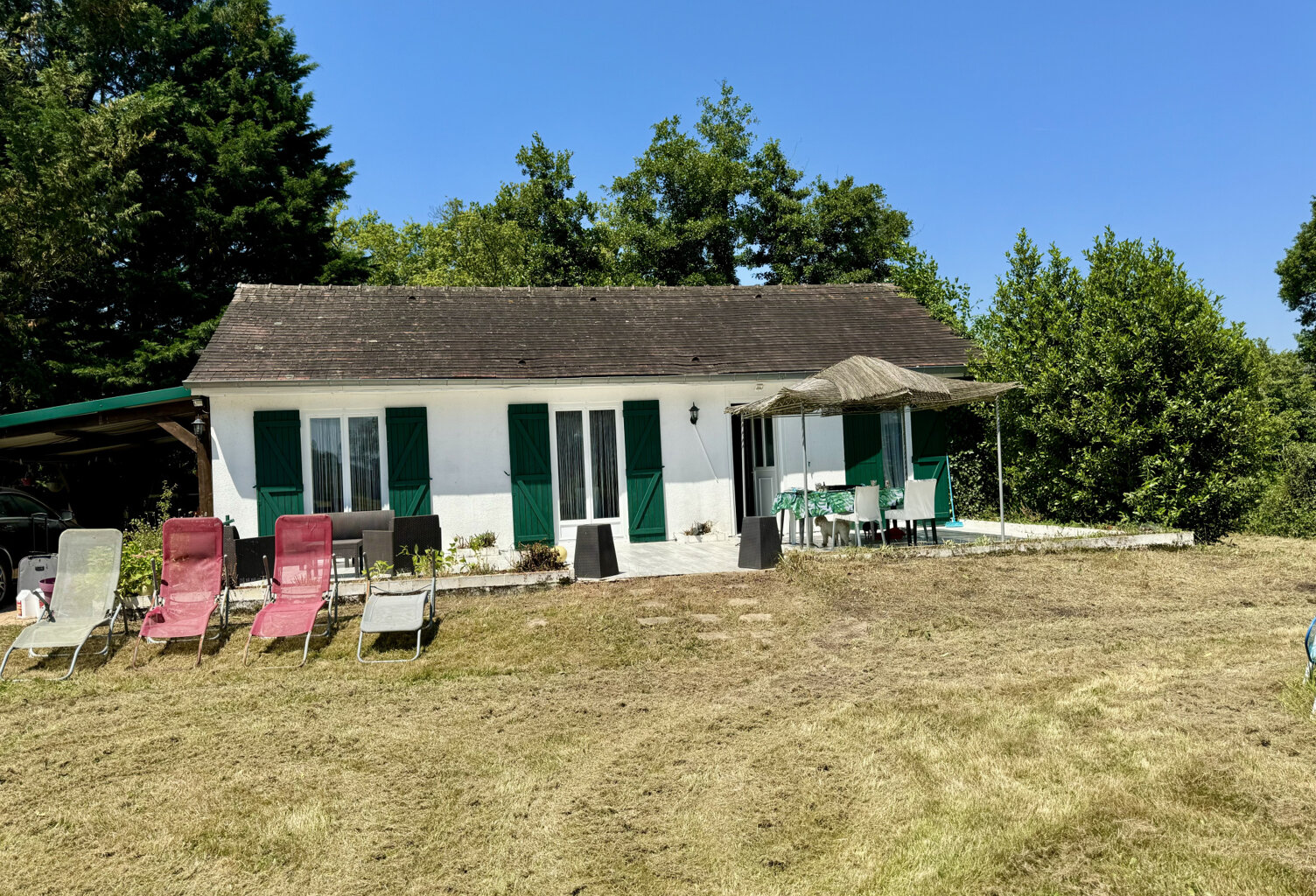 LORRIS, CALME, 3 CHAMBRES, — photo 1