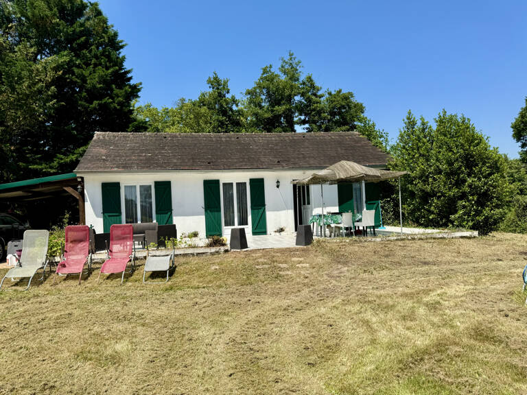 LORRIS, CALME, 3 CHAMBRES, — photo 1