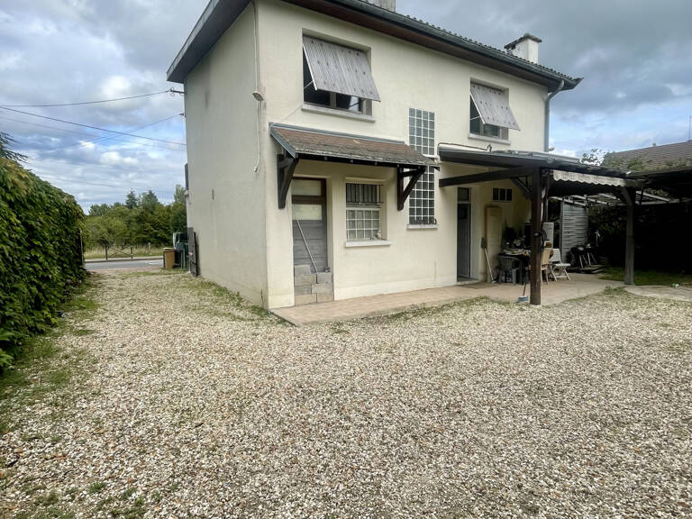 PROCHE COMMERCES, ÉCOLES, 5/6 CHAMBRES, TOUT À L'ÉGOUT — photo 1