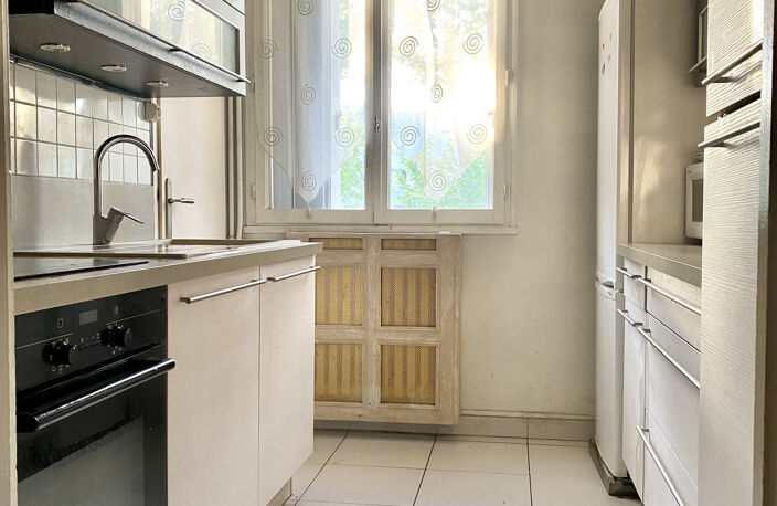 APPARTEMENT F4, 2/3 CHAMBRES, PROCHE GARE, BALCON — photo 3