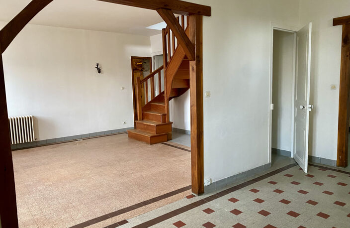 BEAU POTENTIEL, 3 CHAMBRES, 630M2 DE TERRAIN, IDEAL INVESTIS — photo 2