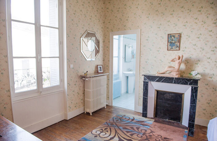 MAISON ANCIENNE , A RENOVER , CARACTERE , GARAGE , JARDINET — photo 4