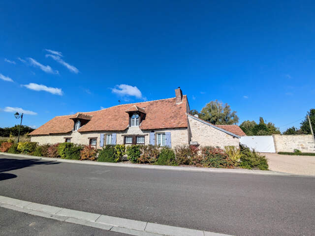 Maison en pierre de taille — photo du bien