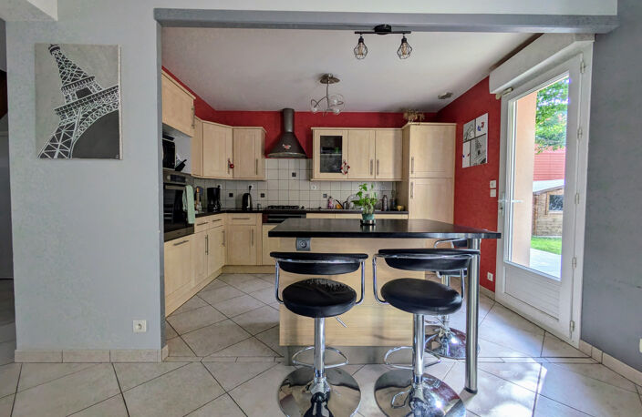 Maison Familiale et Spacieuse à Villemandeur — photo 3