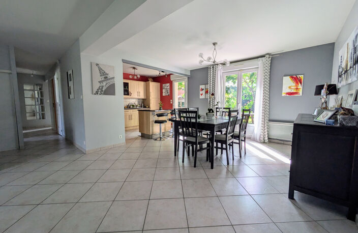 Maison Familiale et Spacieuse à Villemandeur — photo 4