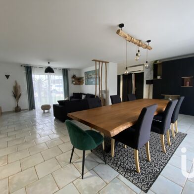 Maison 5 pièces 167 m²