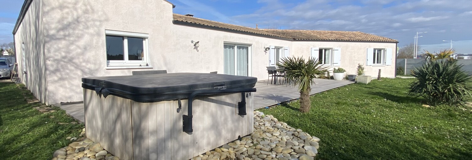 Maison 5 Pièces 167 m² à vendre à Saint-Christophe (17220)