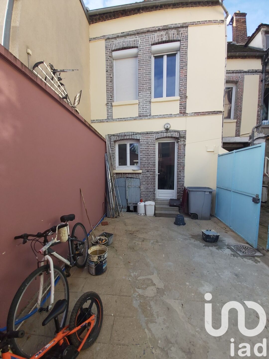 Sens - 134m² - 6p. - 5ch.