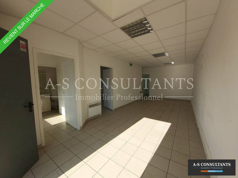 BUREAUX A LOUER — photo 1