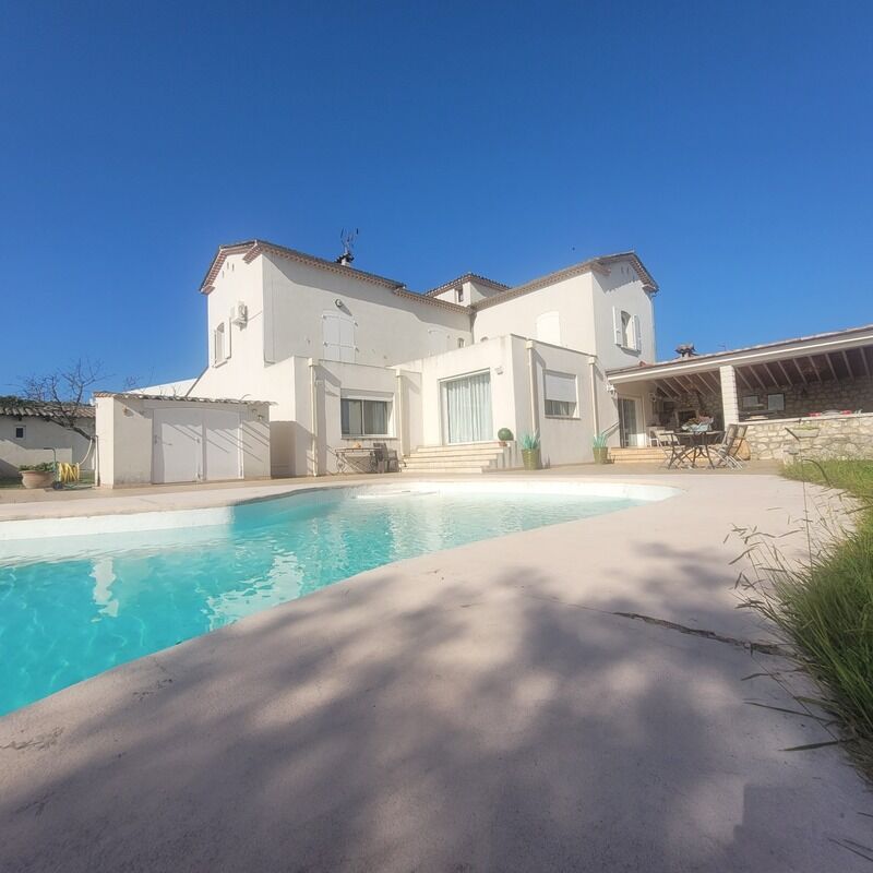 Villa / Maison 8 pièces  à vendre Saint-Martin-de-Valgalgues 30520