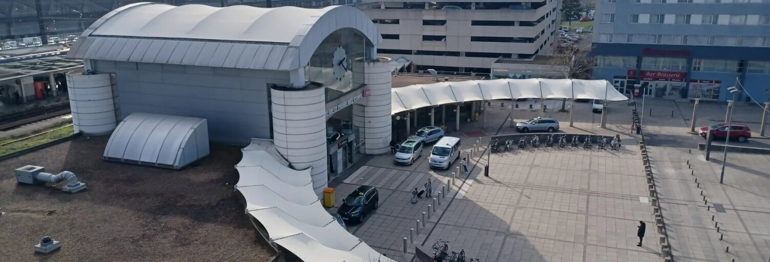 Bureau 5 Pièces 106 m² à louer à Saint-Pierre-des-Corps (37700)