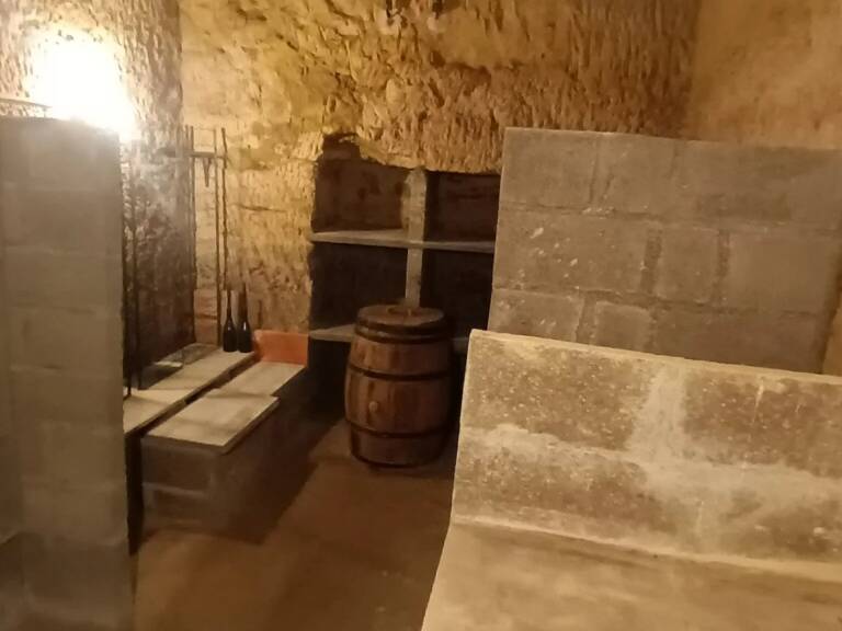 ST AVERTIN  (Centre) CAVE / BOX — photo 1