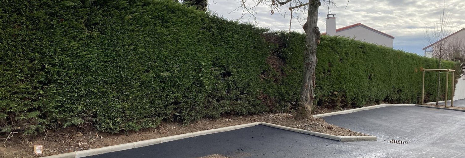 Garage  10 m² à louer à La Tour-de-Salvagny (69890)