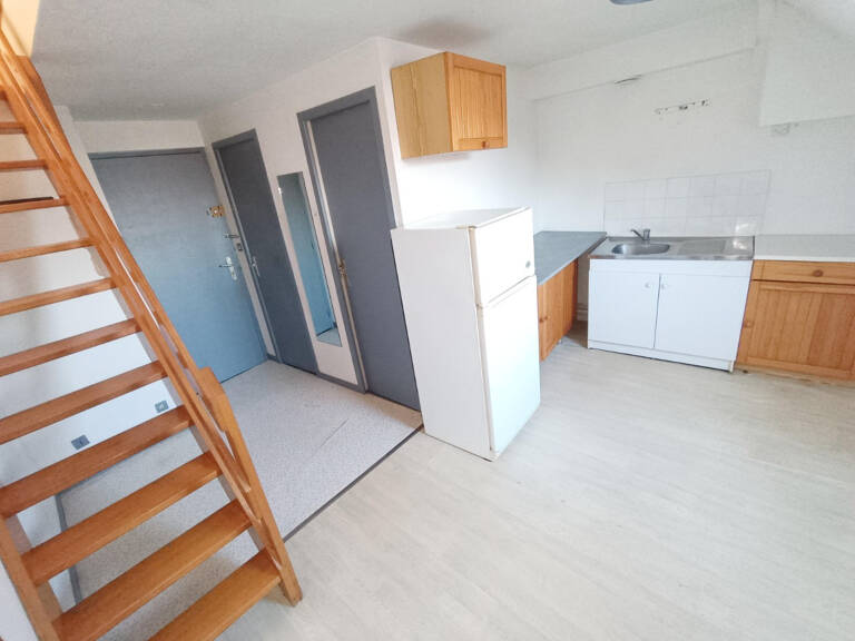 Appartement T2, proche centre — photo 1