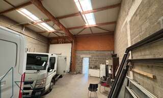 Commerce  165 m² à louer à Vannes (56000)