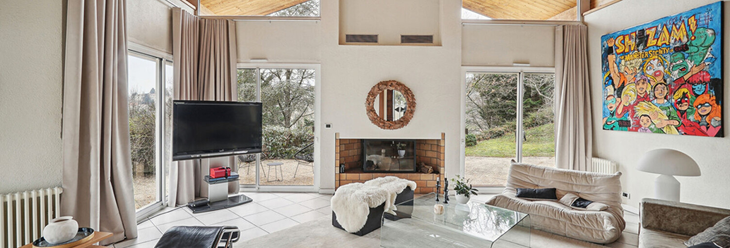 Maison 8 Pièces 222 m² à vendre à Saint-Didier-au-Mont-d'Or (69370)