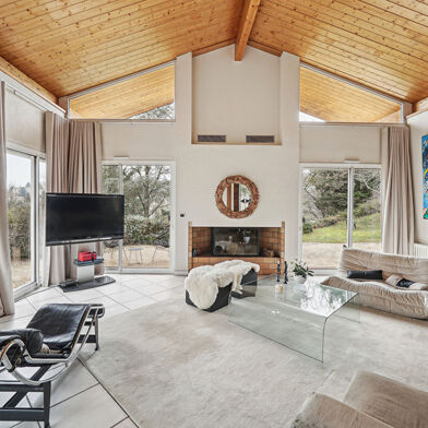 Maison 8 pièces 1250000 €