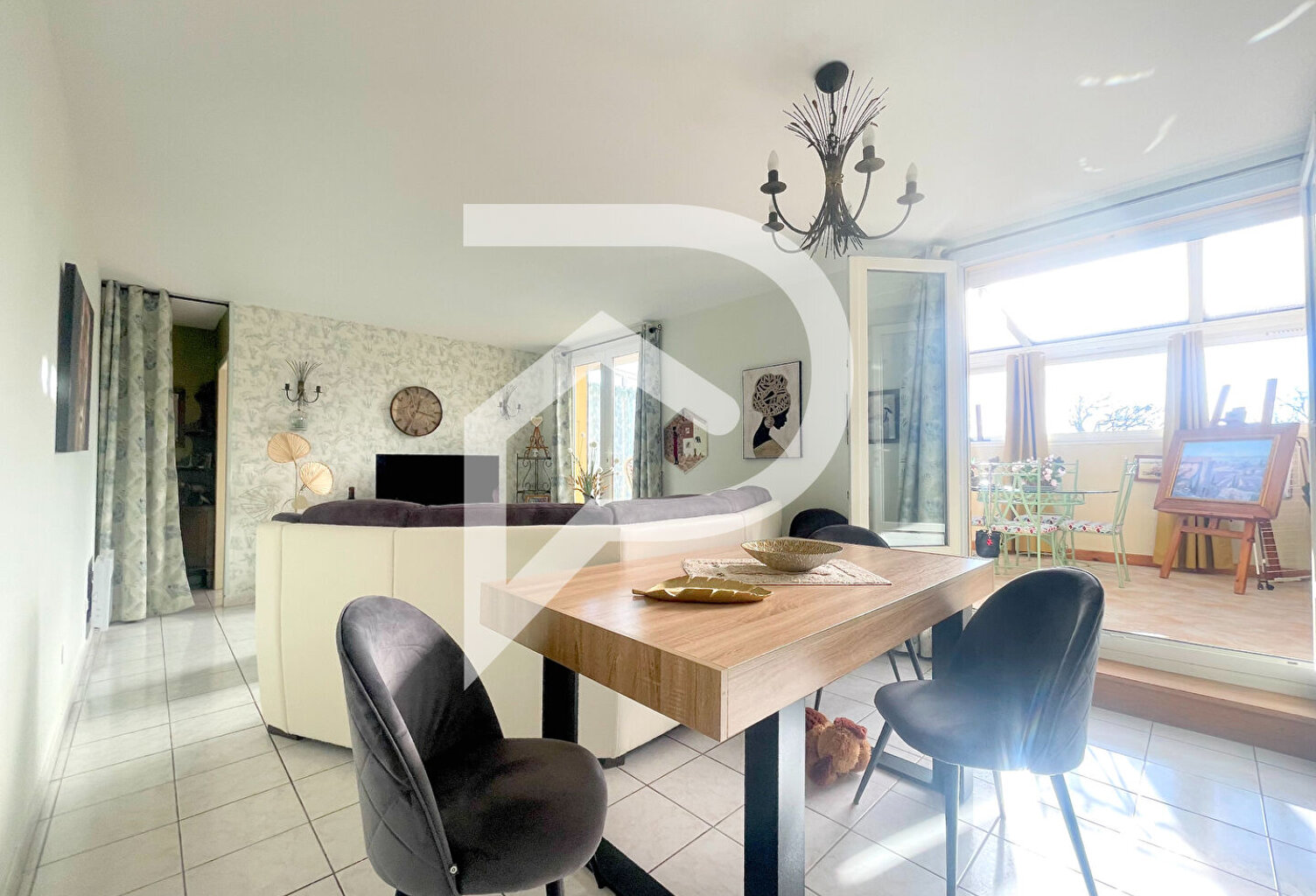 PERTUIS  appartement de 83 m² hab-avec 27 m² de veranda , ter... — photo 1