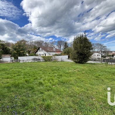 Terrain  475000 €