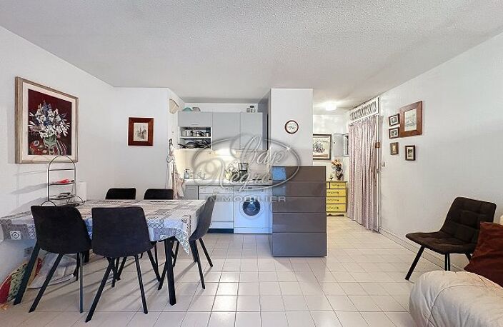 LE LAVANDOU 2 PIECES GARAGE CAVALIERE — photo 3