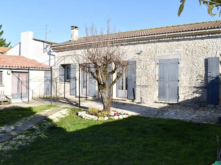 MAISON EN PIERRES ET CHAI — photo 1