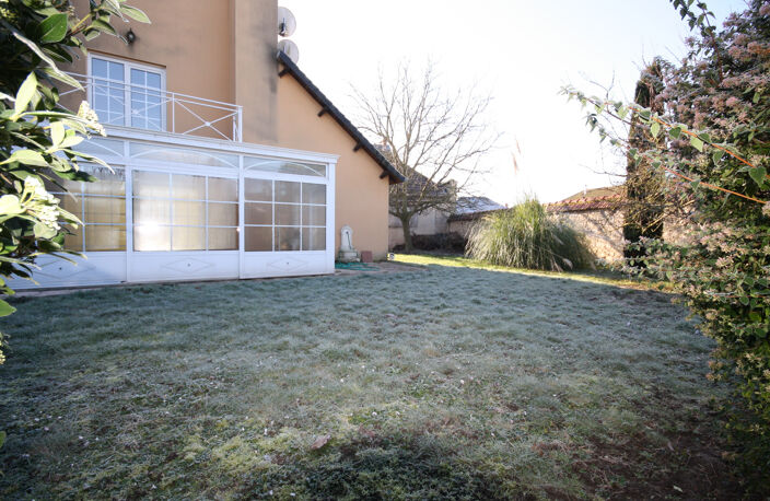 EN EXCLUSIVITE A GUEUX magnifique maison en coeur de village 5 chambres minimum RARE ! — photo 2