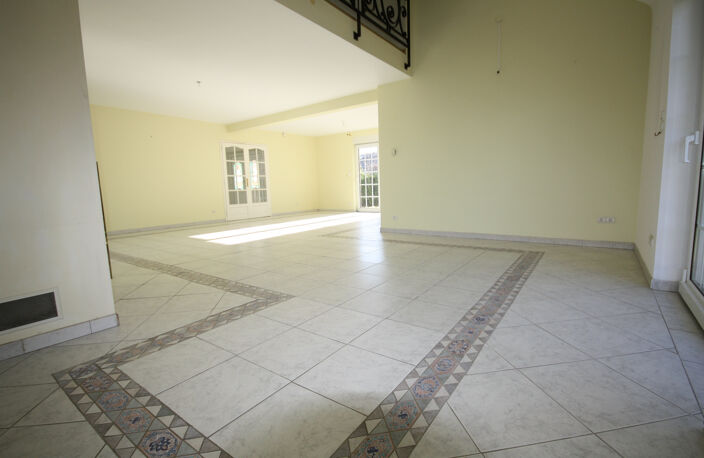 EN EXCLUSIVITE A GUEUX magnifique maison en coeur de village 5 chambres minimum RARE ! — photo 4