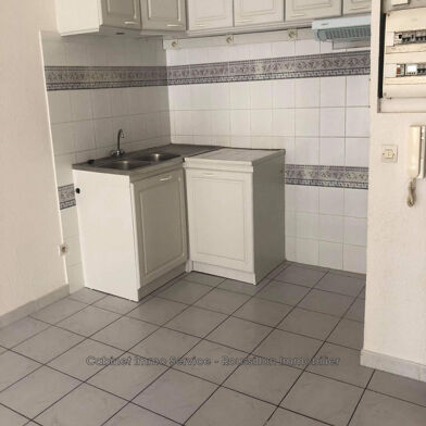 Appartement 3 pièces 583 €