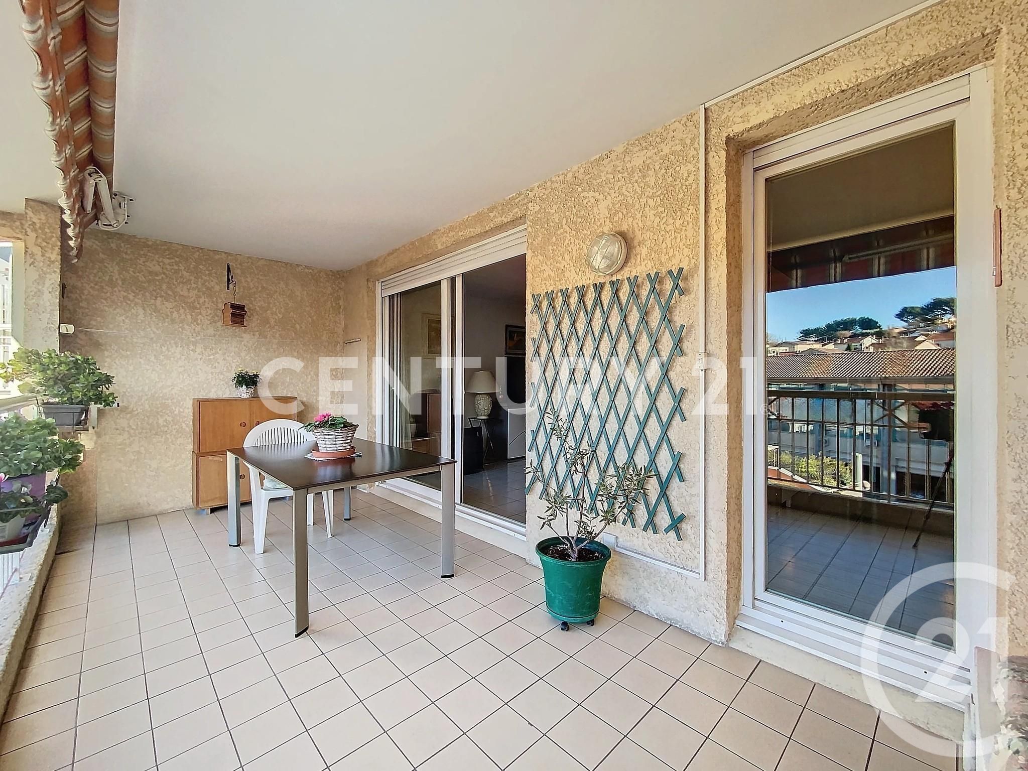 Appartement  T3 à vendre Aubagne 13400