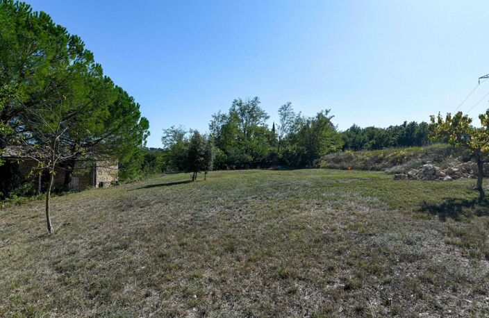 Terrain constructible de 563 m² au calme, à 14 km d’Uzès — photo 4