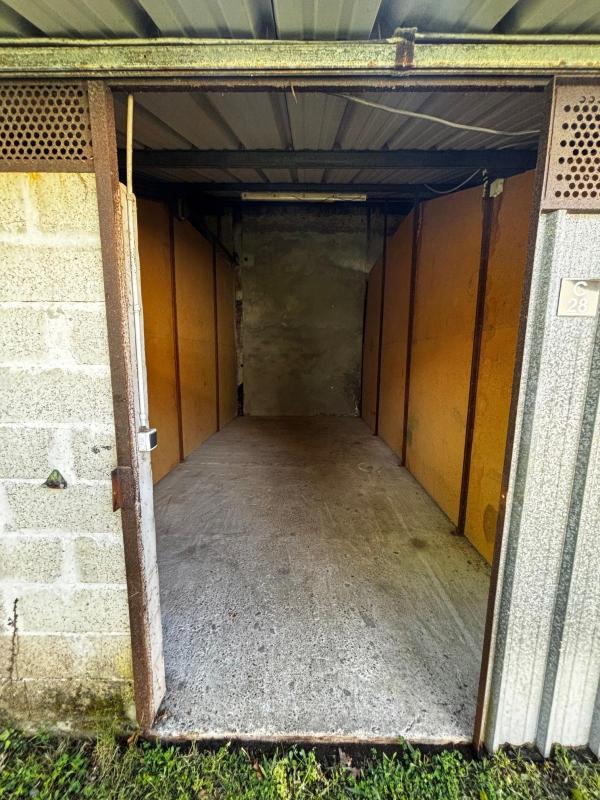 Messanges Garage mecanique 13 m²