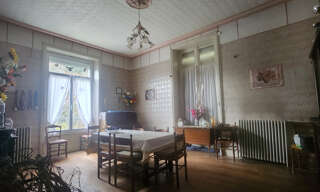 Maison 11 Pièces 260 m² à vendre à Saint-Léonard-de-Noblat (87400)